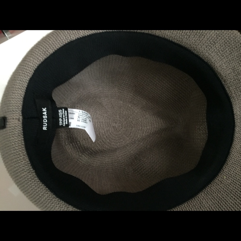 Rudsuk hat - Picture 3 of 3